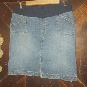 🙂3/15 Motherhood maternity Jean skirt size Large 🍼